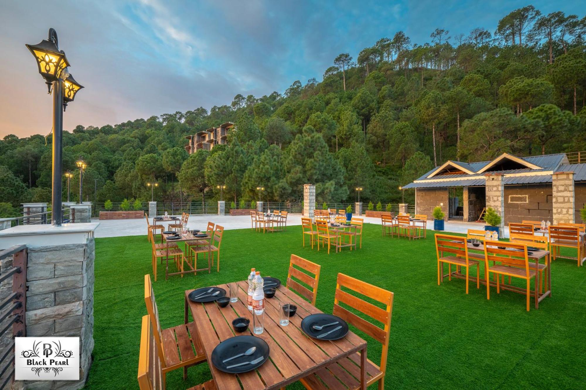 The Blackpearl Hillcrest Kasauli Zewnętrze zdjęcie